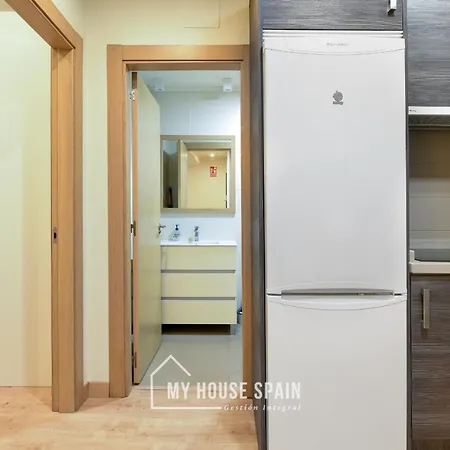Апартаменти Myhousespain - La Merced Хіхон